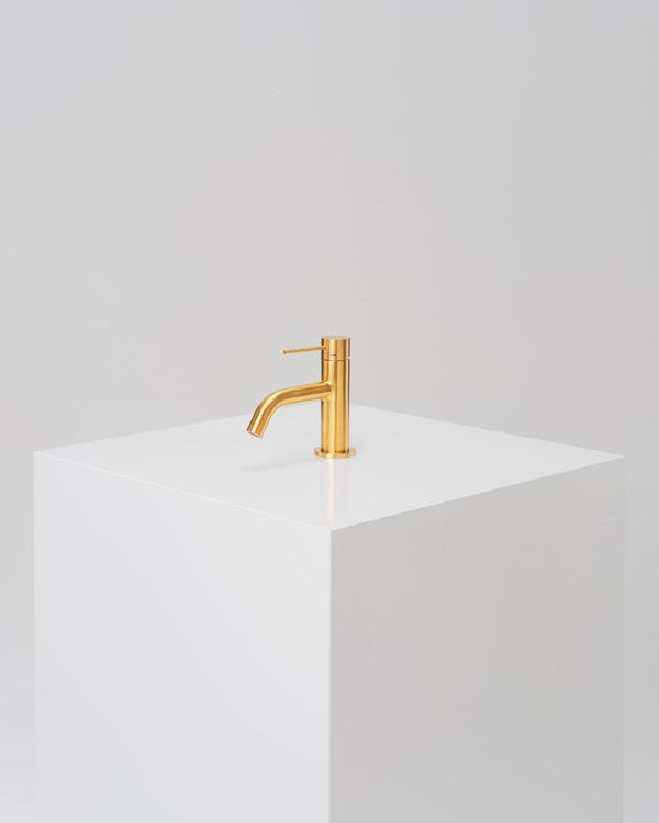 Tvättställsblandare INR Steel Voyage Low Brushed Brass
