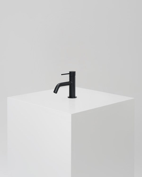Tvättställsblandare INR Steel Voyage Low Matte Black
