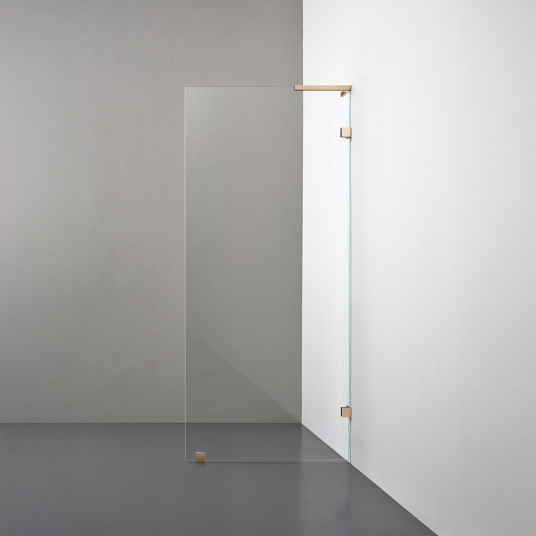 ROOH R4 Badkarsvägg, Klarglas, Brass, Höger 