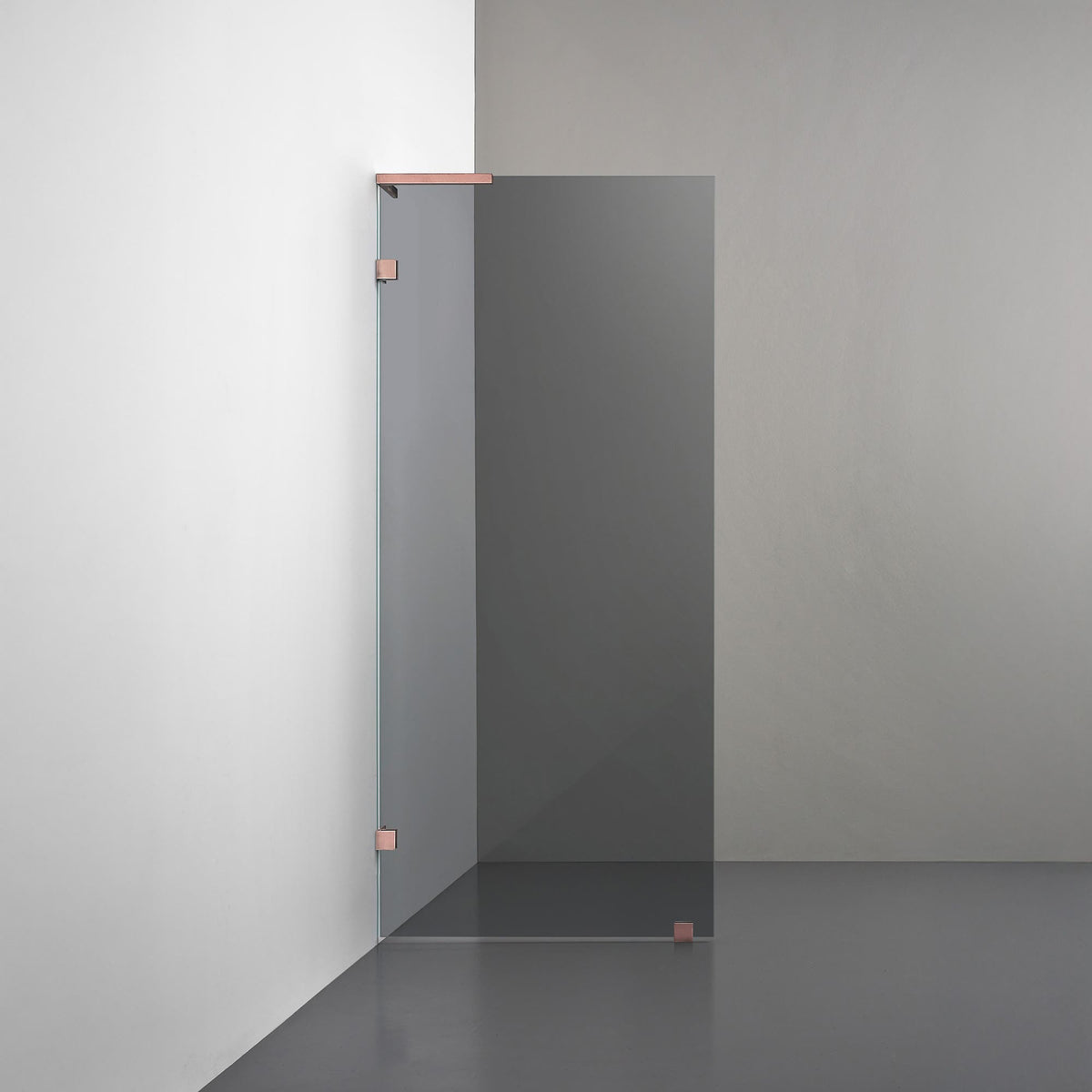 ROOH R4 Badkarsvägg, Rökfärgat glas, Copper, Stödbeslag vänster måttbeställd 