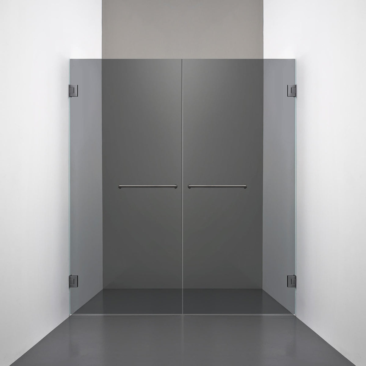 ROOH R4 Duschnisch Dörr+Dörr måttbeställd, Rökfärgat glas, Black chrome, handtag Towelbar 