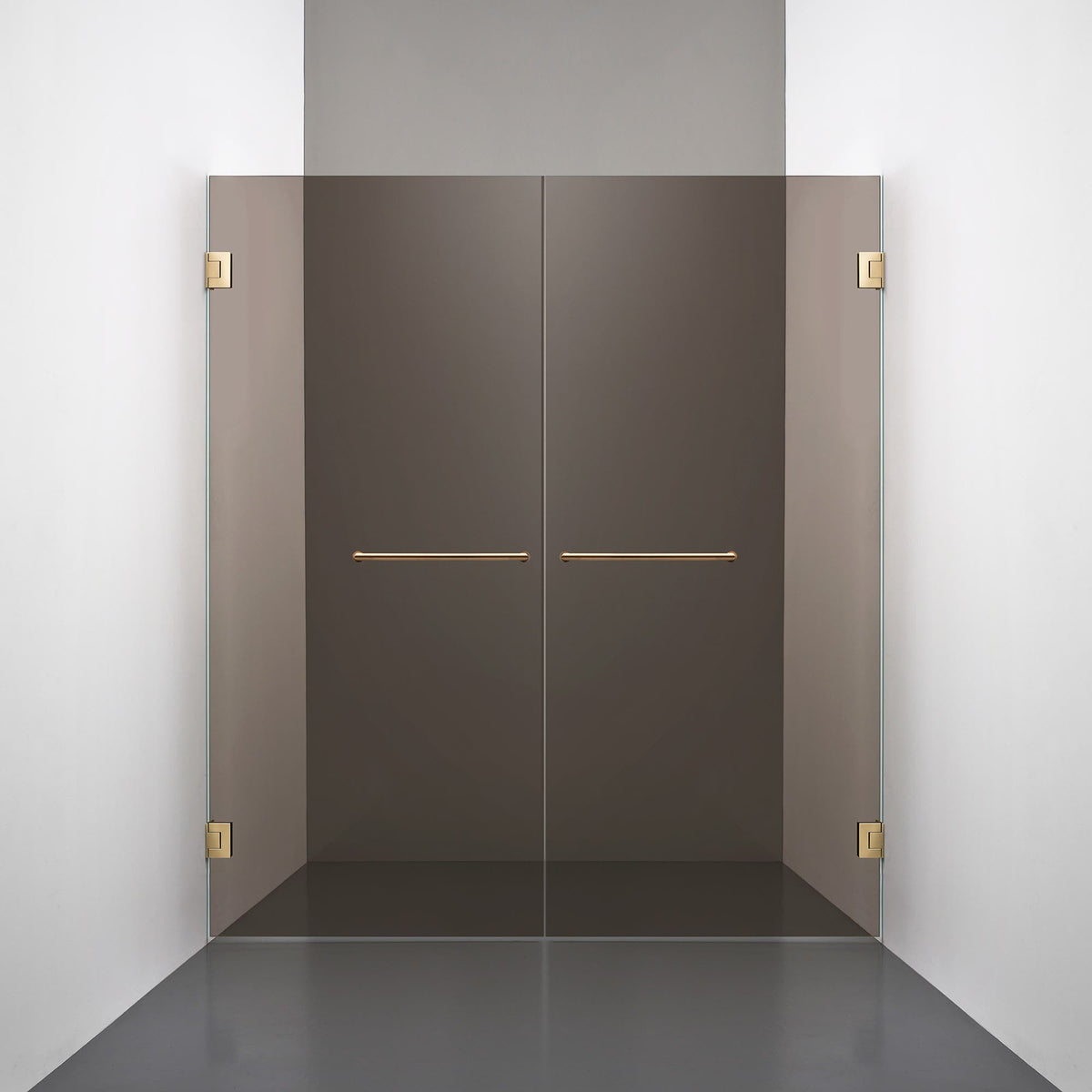 ROOH R4 Duschnisch Dörr+Dörr, Brunfärgat glas, Brass, handtag Towelbar 