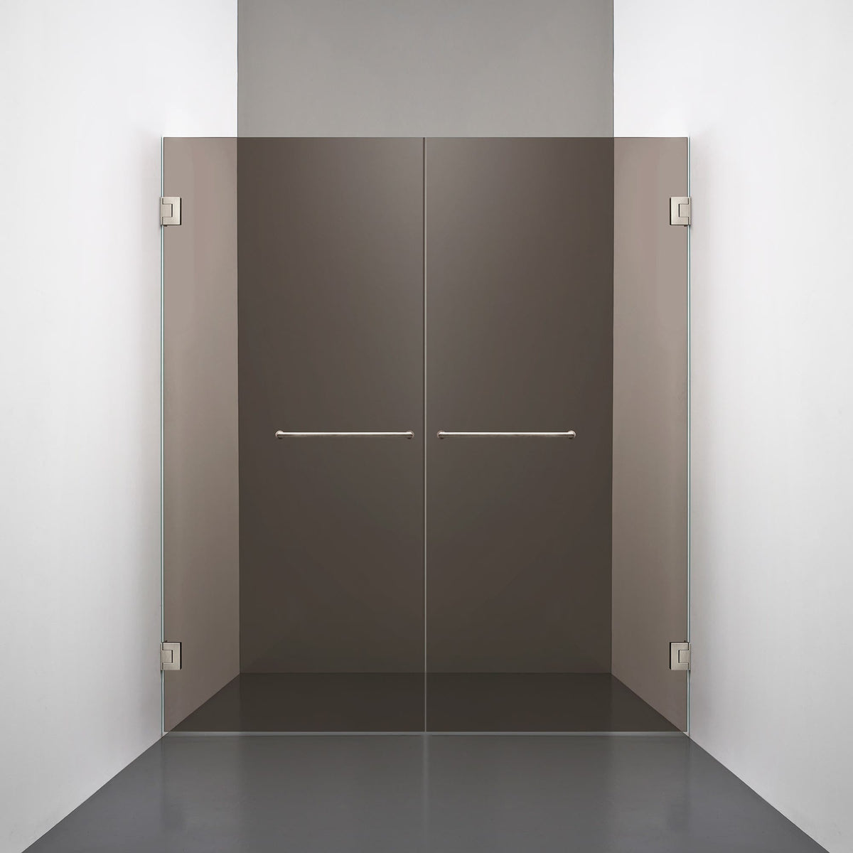 ROOH R4 Duschnisch Dörr+Dörr måttbeställd, Brunfärgat glas, Brushed Nickel, handtag Towelbar 