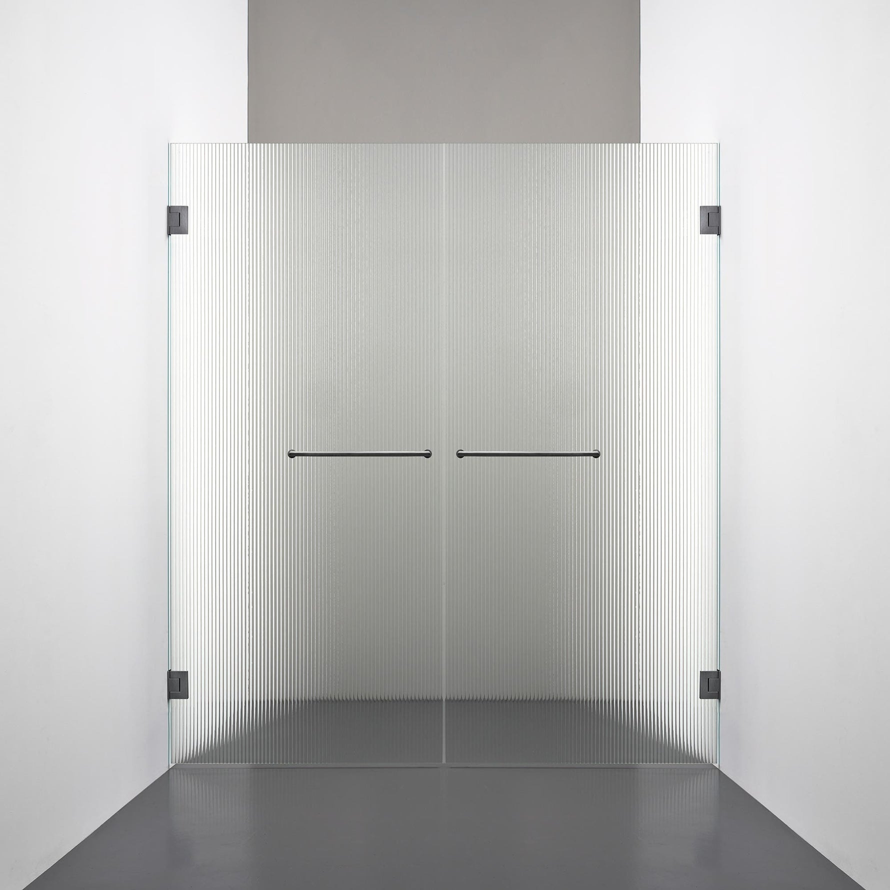 ROOH R4 Duschnisch Dörr+Dörr, Räfflat glas, Br Bl Chrome, handtag Towelbar 