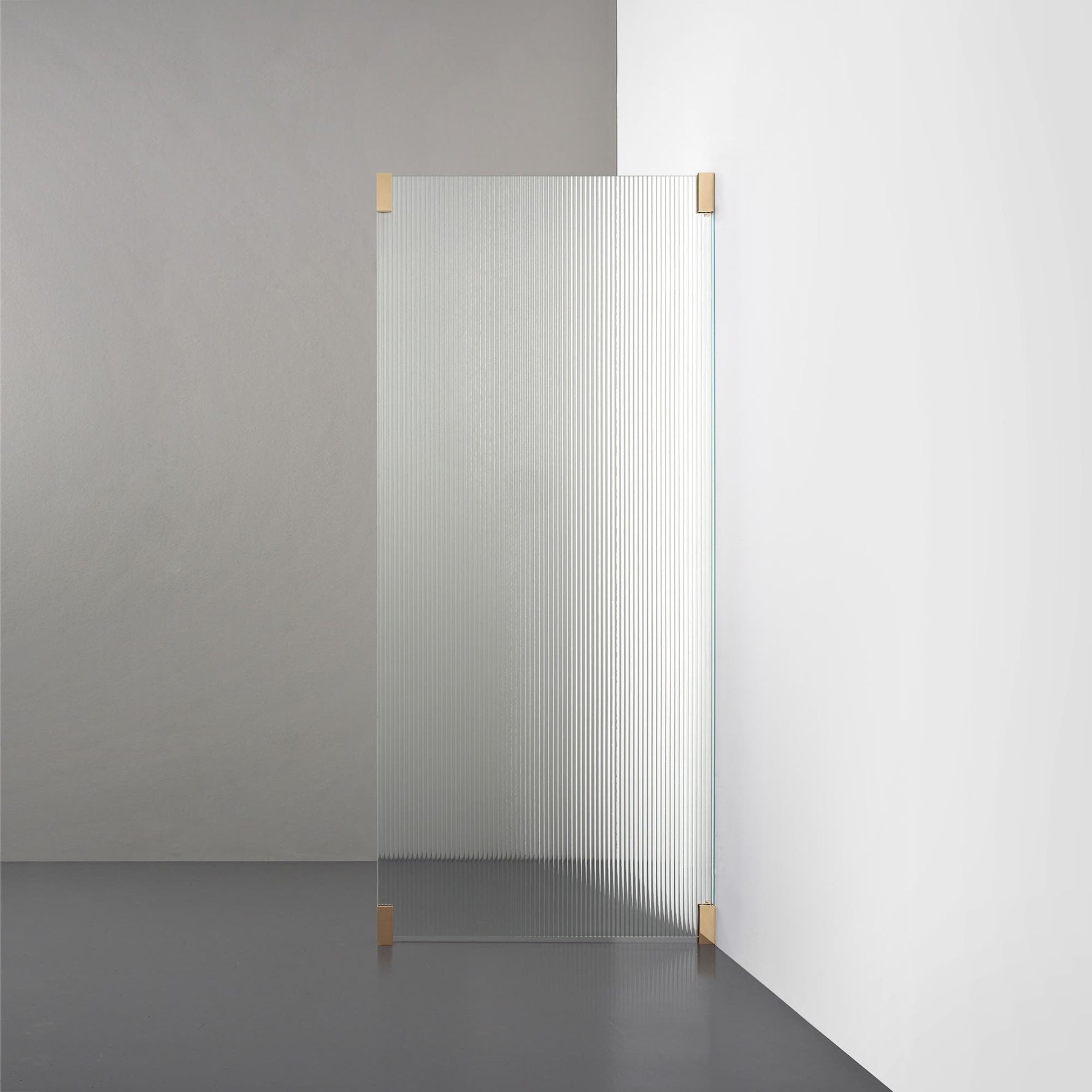 ROOH R2 Duschvägg Vägg, Räfflat glas, Brass 