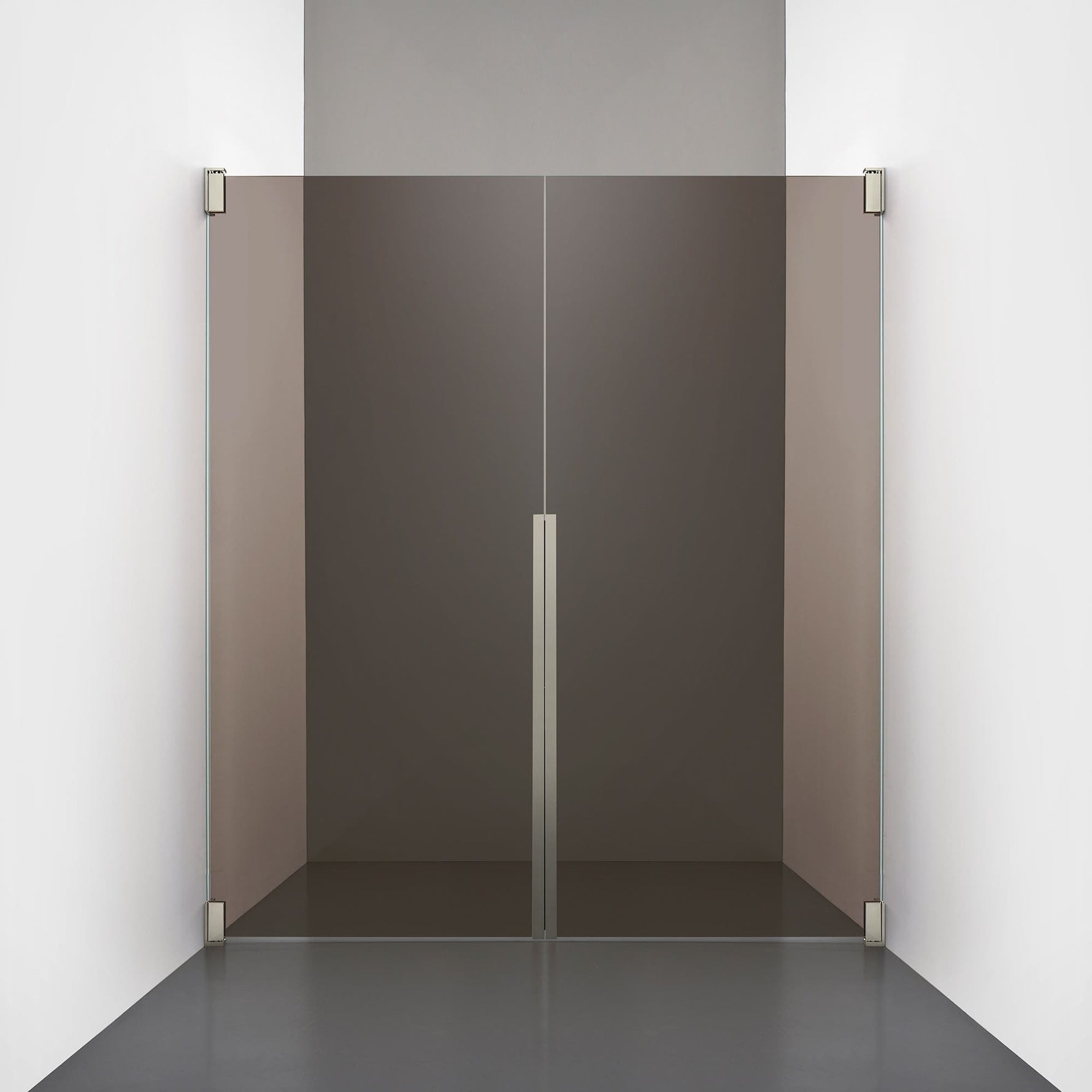 ROOH R2 Duschnisch Dörr+Dörr, Brunfärgat glas, Brushed Nickel måttbeställd 