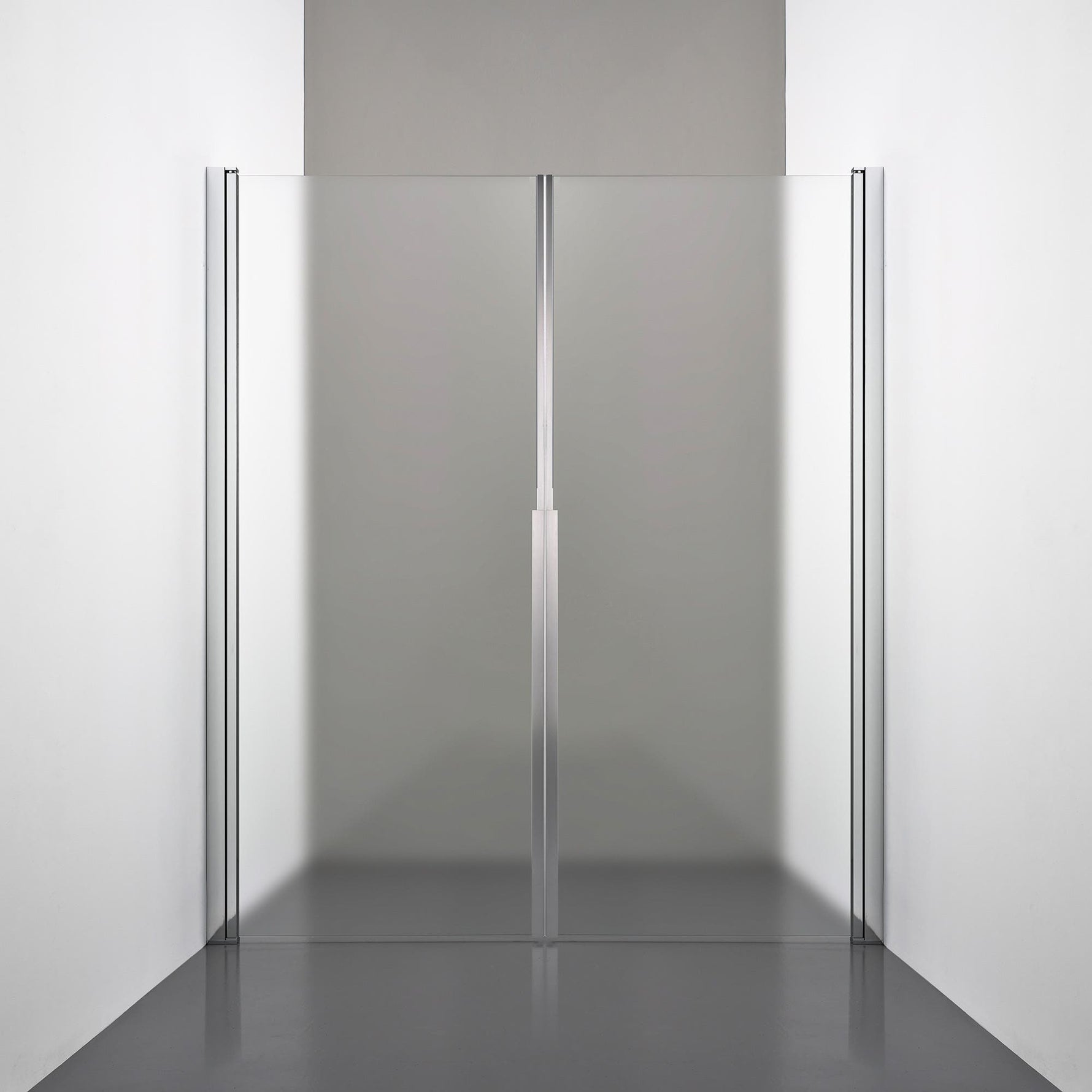 ROOH R3 Duschnisch Dörr+Dörr, Frostat, Polished måttbeställd 