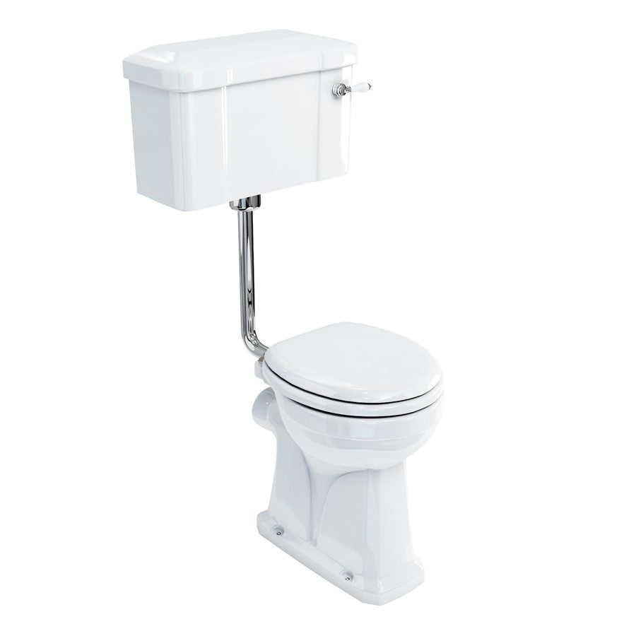 Toalettstol Burlington lågspolande förhöjd med smal cistern 44 cm med soft close-sits och spolvred i krom