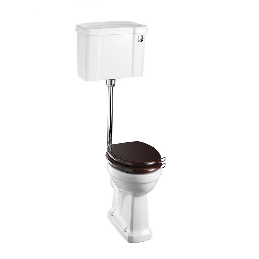 Toalettstol Burlington lågspolande normalhög med soft close-sits bred cistern 52 cm och spolknapp i krom