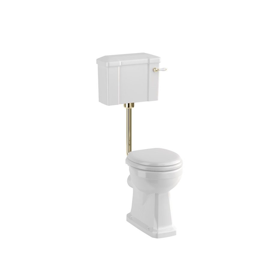 Toalettstol Burlington lågspolande normalhög med soft close-sits bred cistern 52 cm och spolvred i guld