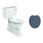 Toalettstol Burlington standard bred cistern 52 cm S-lås med soft close-sits och spolknapp i krom, sits blå