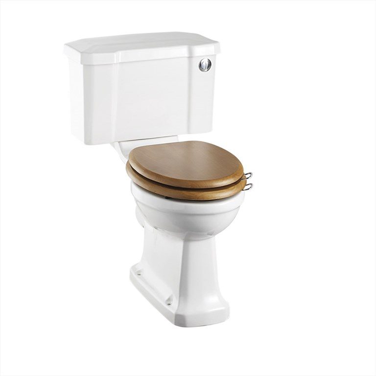 Toalettstol Burlington standard bred cistern 52 cm med soft close-sits och spolknapp i krom
