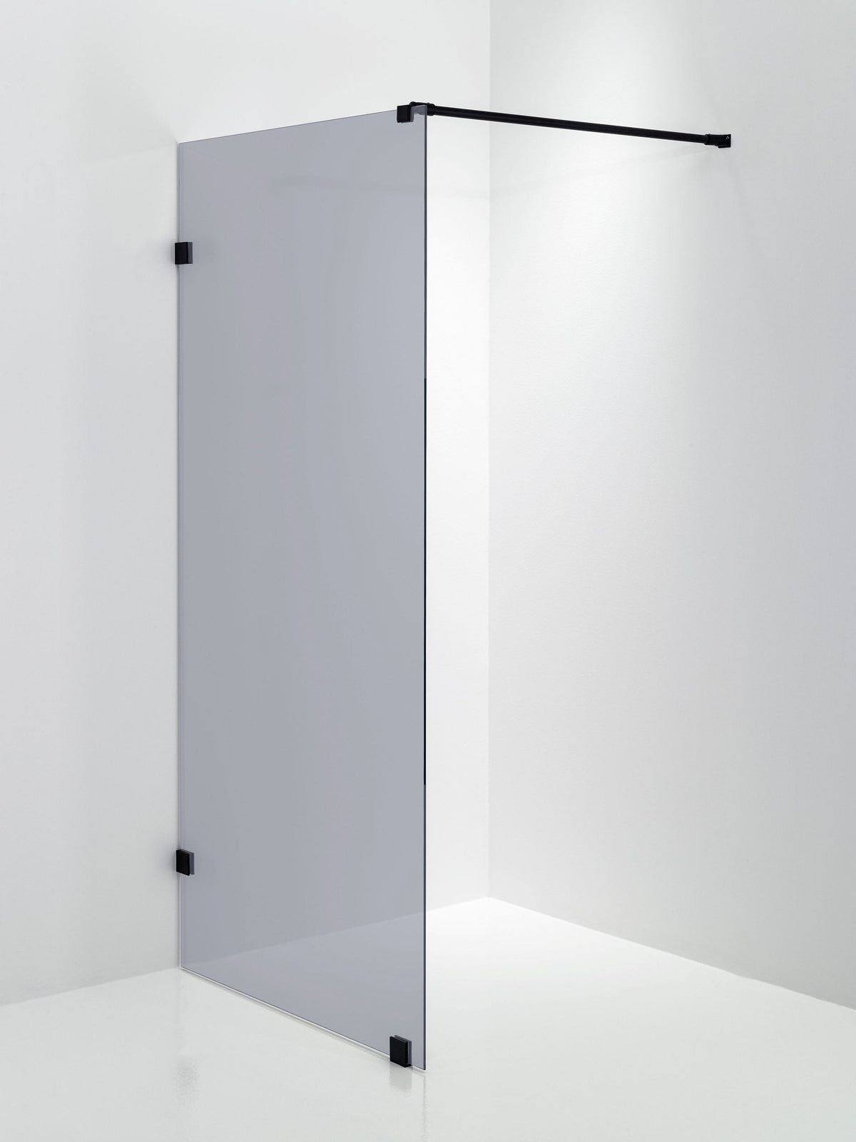 Duschvägg Duschbyggarna Design Skärmvägg, 690x1913 mm, Svart matt, Gråtonat 6 mm