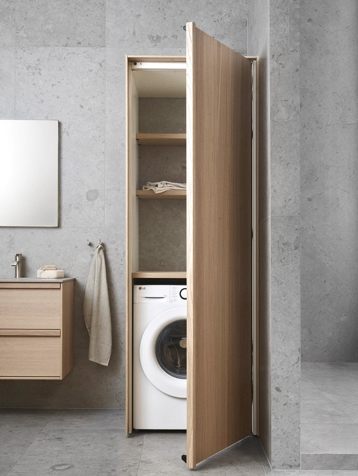 Haven H2 C74 Pocket Tvättstugeskåp i Oak Wood med tvättmaskin