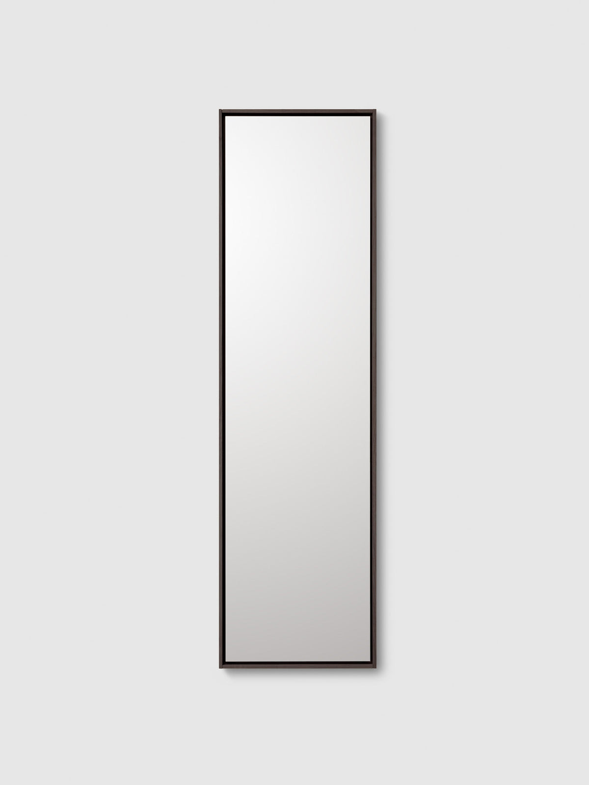 Haven M7 spegel 450x1630 mm med träram i Oak Wood