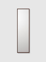 Haven M7 spegel 450x1630 mm med träram i Walnut Wood