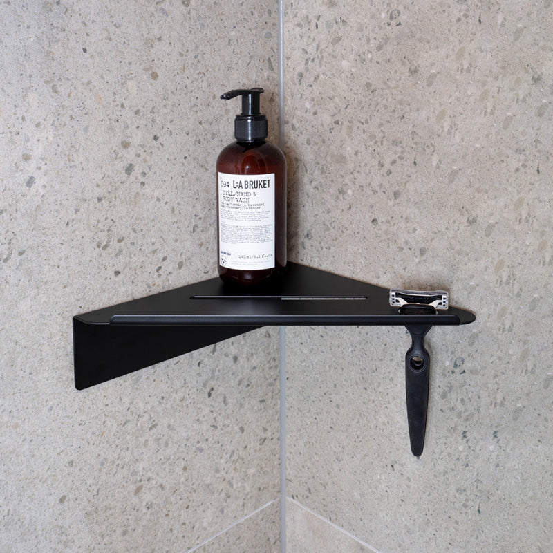 Hörnhylla Base Mattsvart Beslag Design bild 3